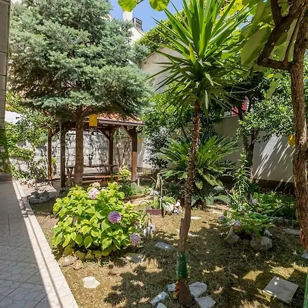 Paradise Garden